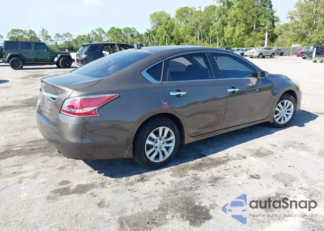 2015 Nissan Altima 2.5 S from USA, damaged, VIN 1N4AL3APXFC164653